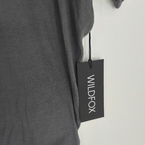 Wildfox NEW Grey Roomate Dog Tee Shirt Size Medium - Picture 3 of 10